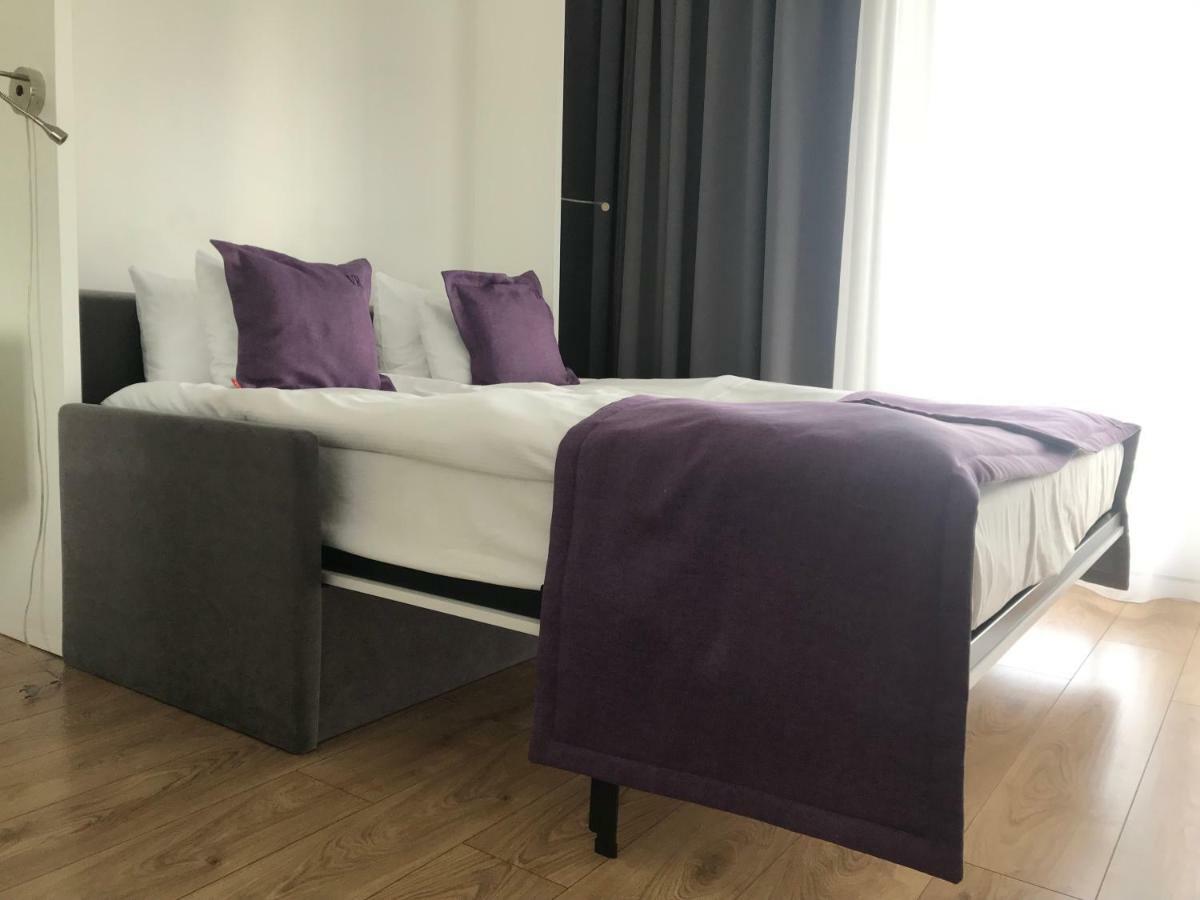 Apartamenty Vola Residence Varsó Kültér fotó